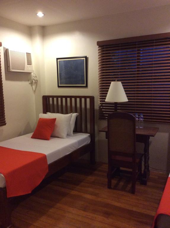 Casa Roces Bed & Breakfast เลกัซปี ห้อง รูปภาพ