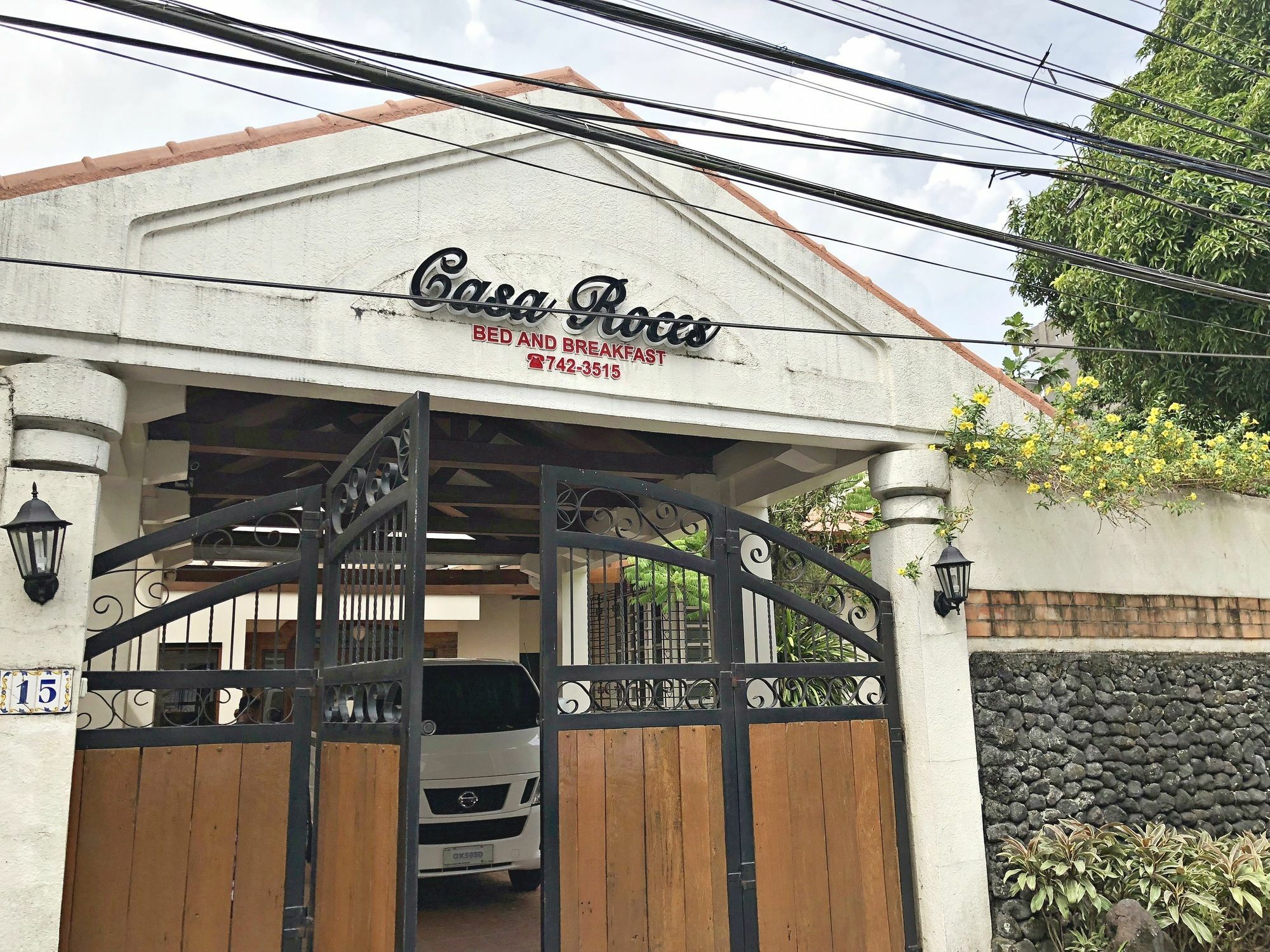Casa Roces Bed & Breakfast เลกัซปี ภายนอก รูปภาพ